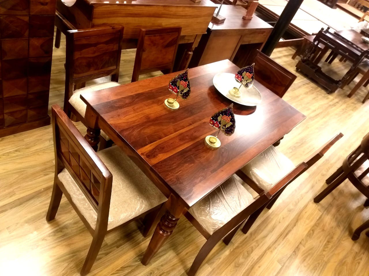 Dining Tables Manufacturers in Dehradun